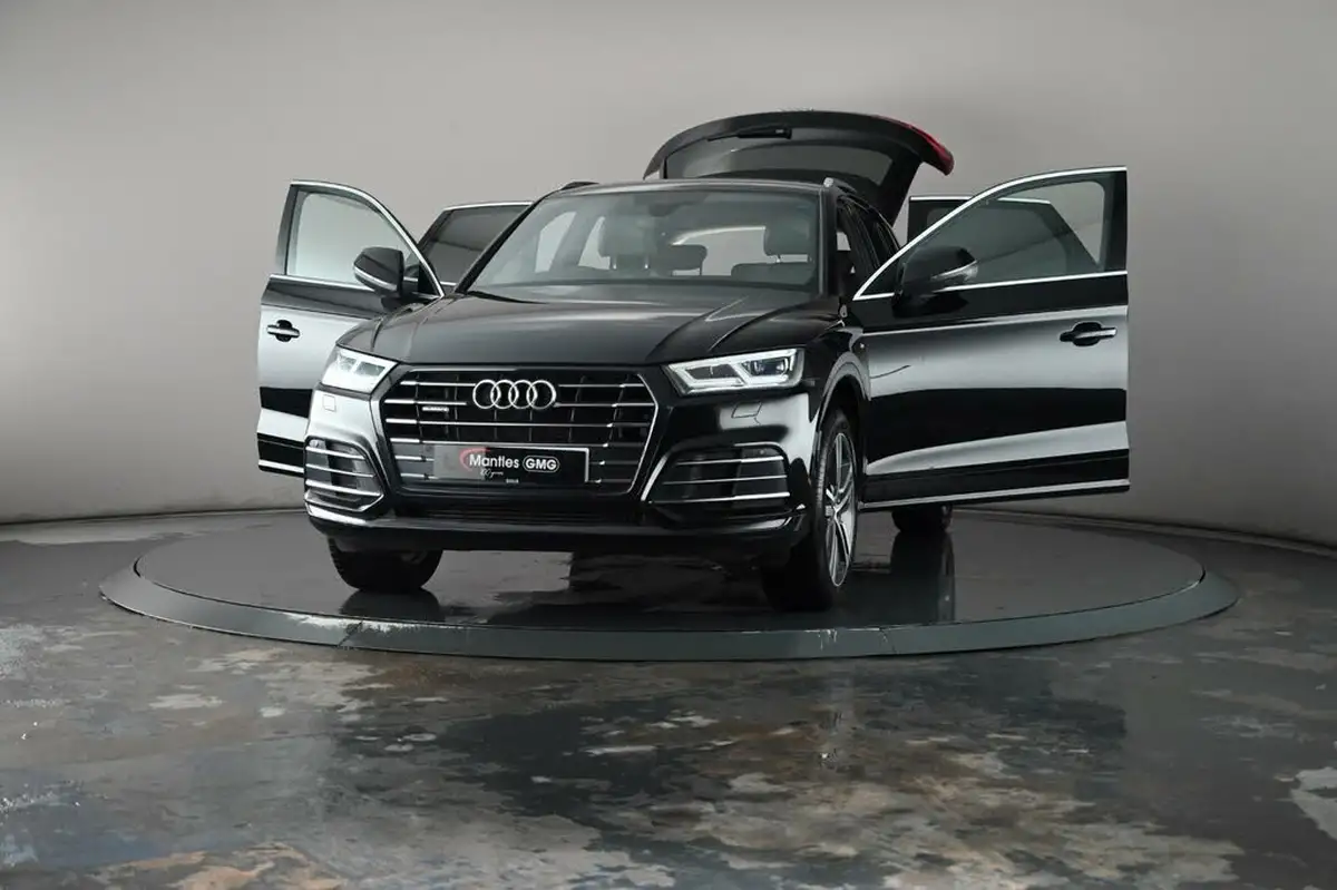 2020-audi-q5-20-55-tfsi-e-s-line-competition-big-31