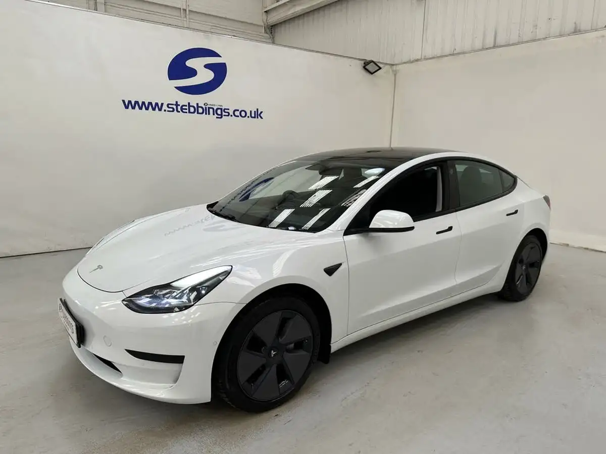 2021-tesla-model-3-e-standard-plus-big-3