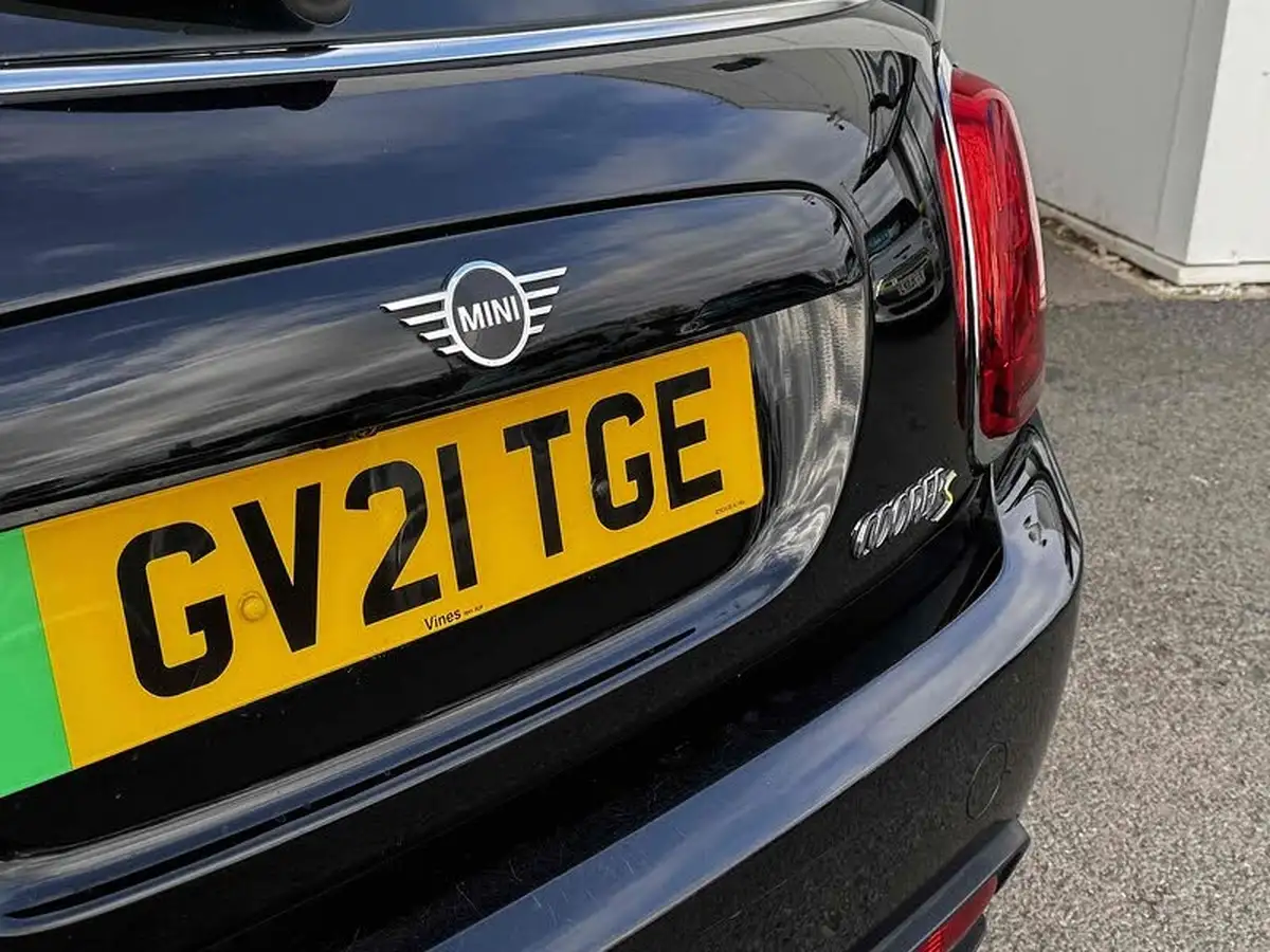 2021-mini-cooper-e-cooper-s-2-big-11