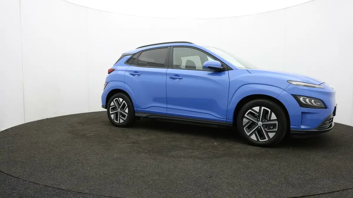 2022-hyundai-kona-e-premium-204ps-64kwh-7kw-obc-big-36