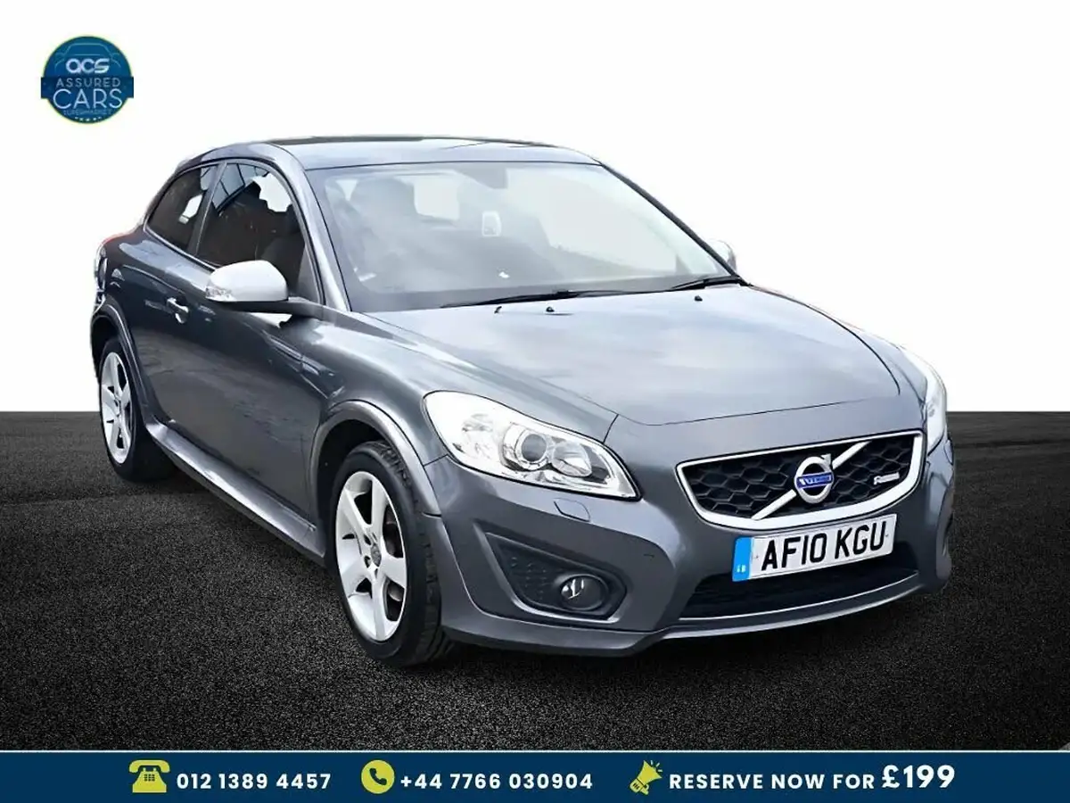2010-volvo-c30-16-r-design-hatchback-3d-big-9