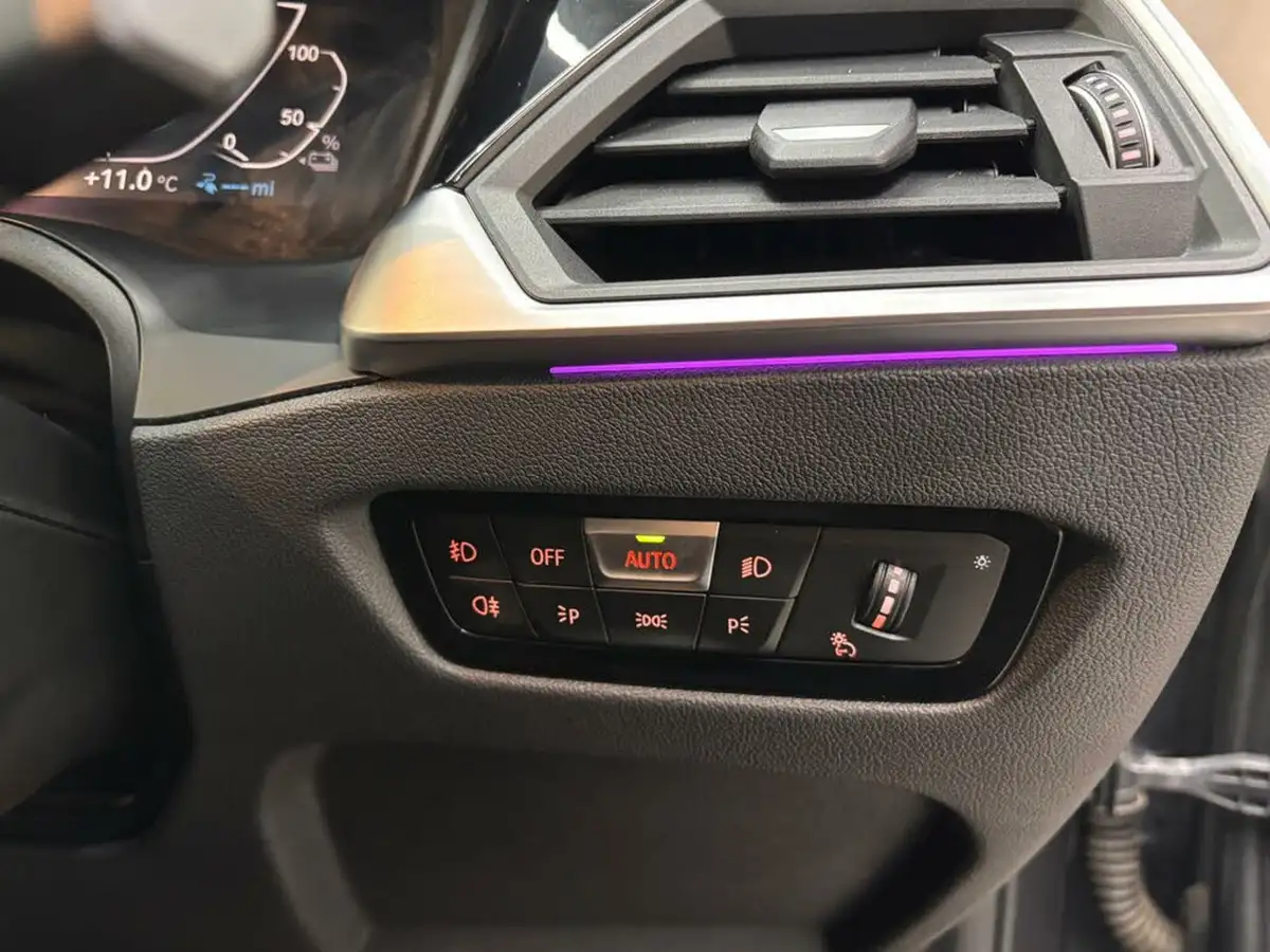 2022-bmw-3-series-20-330e-se-pro-touring-5d-big-27