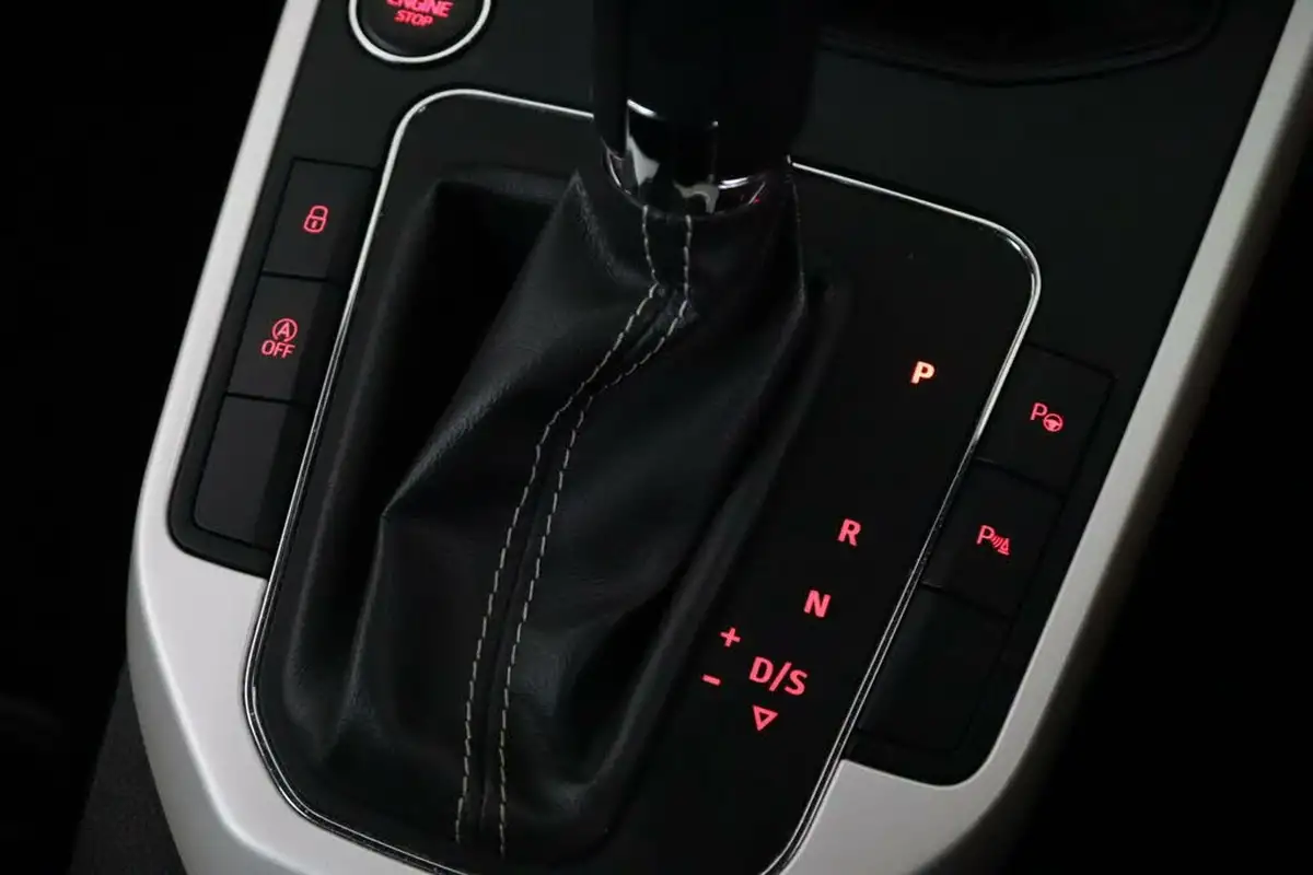 2021-seat-arona-10-tsi-xcellence-lux-110ps-dsg-big-21
