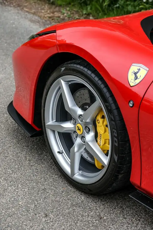 2021-ferrari-f8-tributo-big-43