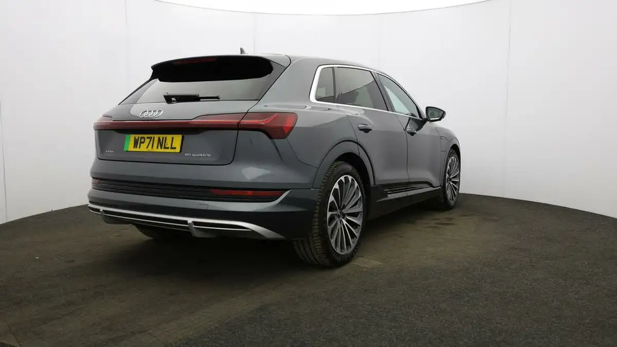 2021-audi-e-tron-50e-s-line-station-wagon-big-53