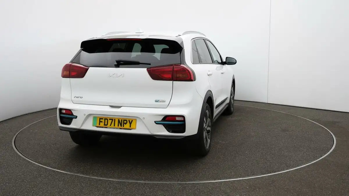 2022-kia-e-niro-ev-2-64-big-49