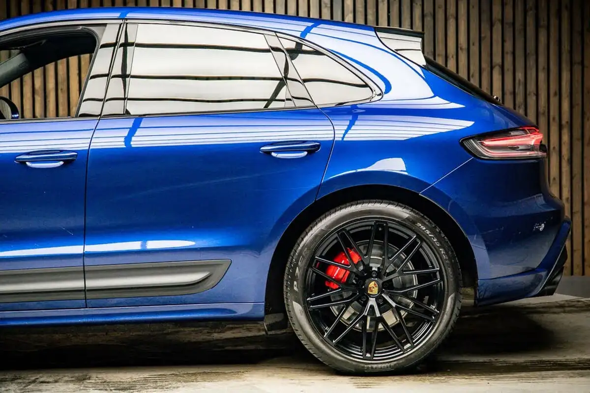 2022-porsche-macan-29-v6-gts-big-17
