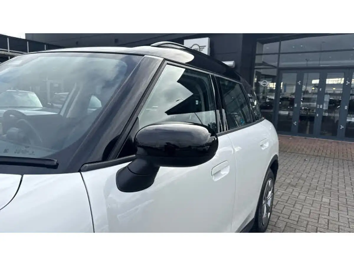 2024-mini-countryman-e-cooper-e-classic-big-42