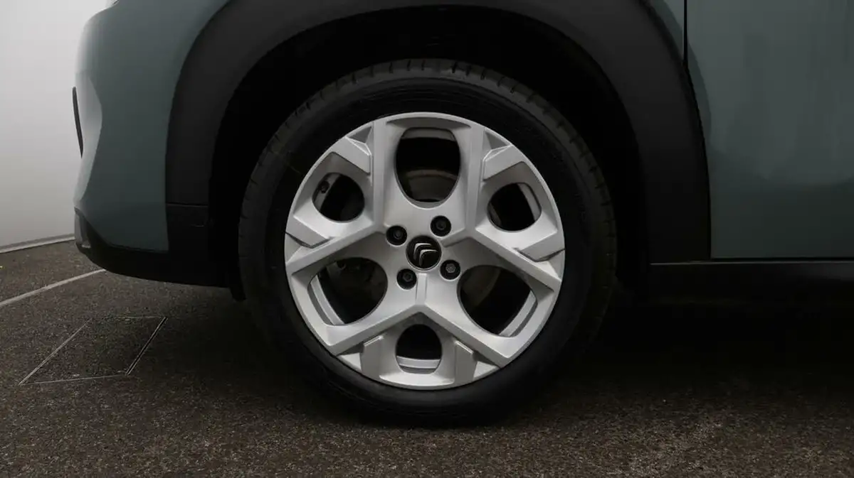 2022-citroen-c3-aircross-12-puretech-shine-plus-110ps-big-18