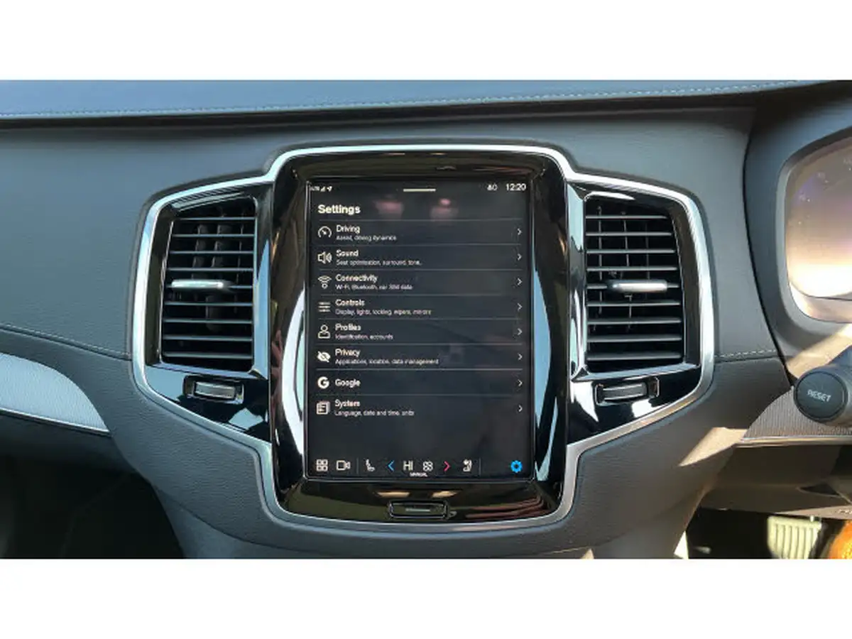 2024-volvo-xc90-20-b5-plus-big-20