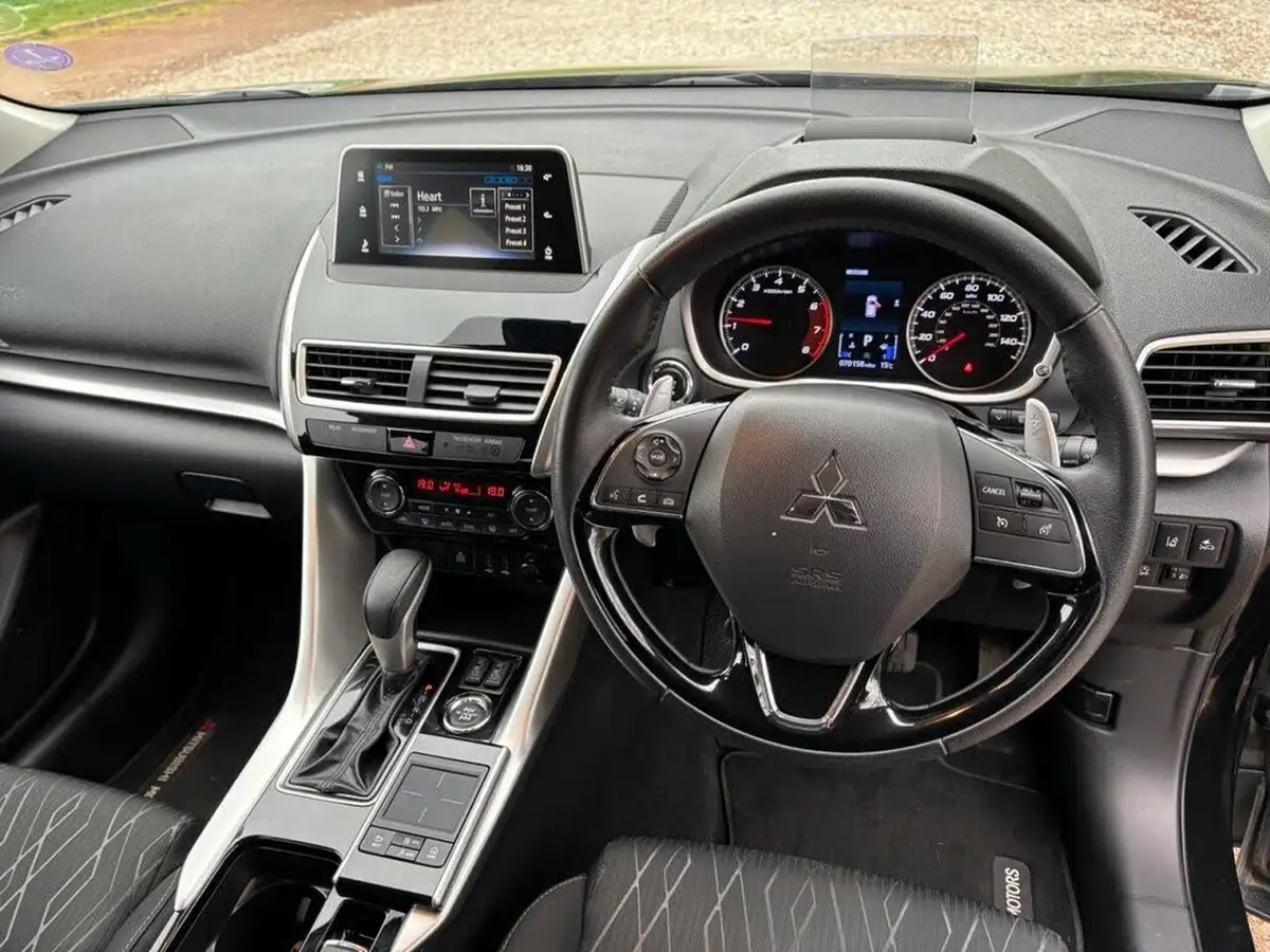 2021-mitsubishi-eclipse-cross-15-dynamic-4wd-auto-big-21