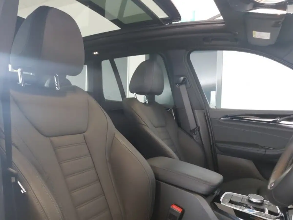 2023-bmw-ix3-e-m-sport-big-10