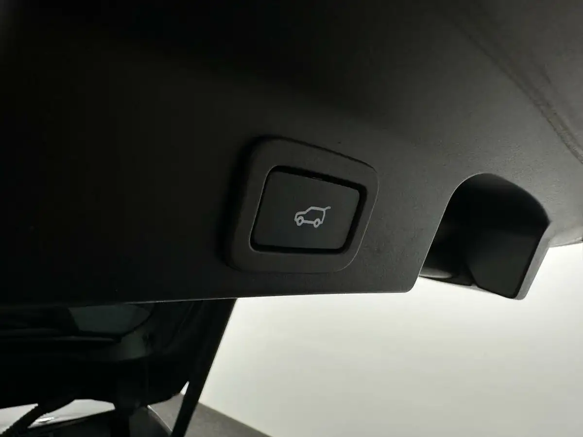 2019-jaguar-f-pace-30td-s-big-47