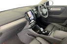 2024-volvo-xc40-20-b3-ultra-bright-small-1