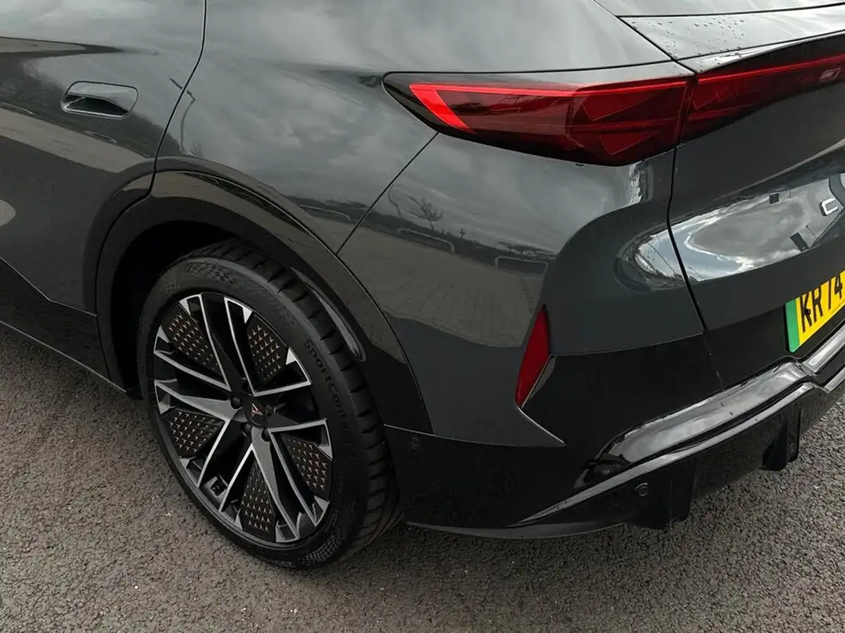 2024-cupra-tavascan-e-vz2-winter-pack-big-14
