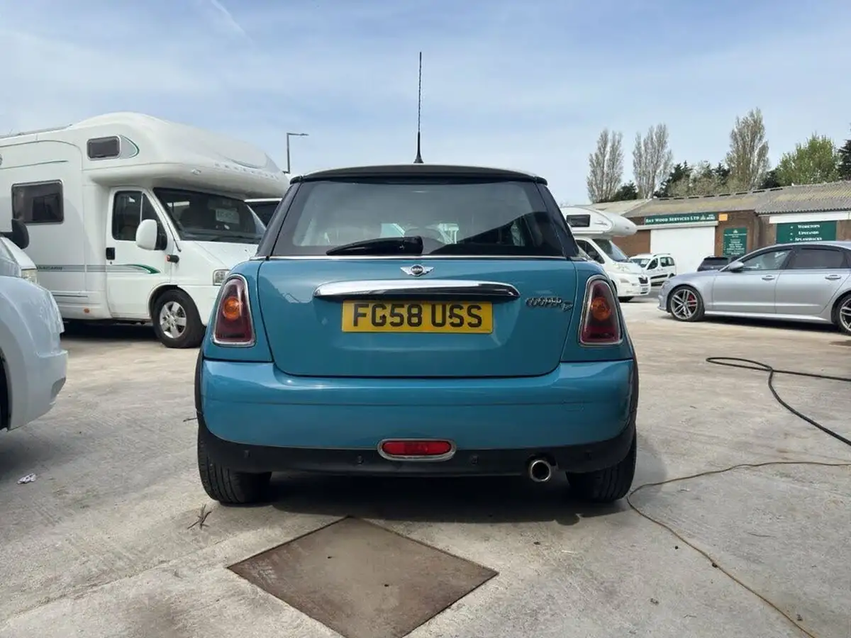 2008-mini-cooper-16td-cooper-d-110bhp-big-19