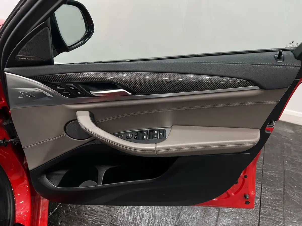 2019-bmw-x4-30-m-competition-big-34