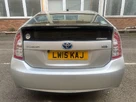 2015-toyota-prius-hybrid-small-10