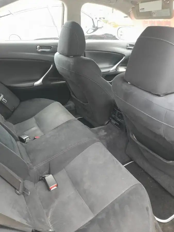 2009-lexus-is-220d-22td-se-big-7