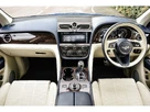 2022-bentley-bentayga-40-v8-small-3