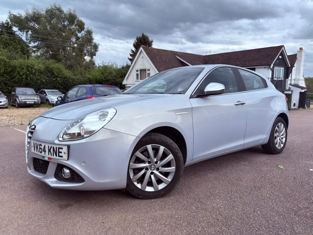2014-alfa-romeo-giulietta-14-distinctive-multiair-170bhp-big-1