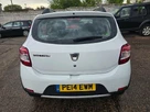 2013-dacia-sandero-stepway-09-ambiance-small-3