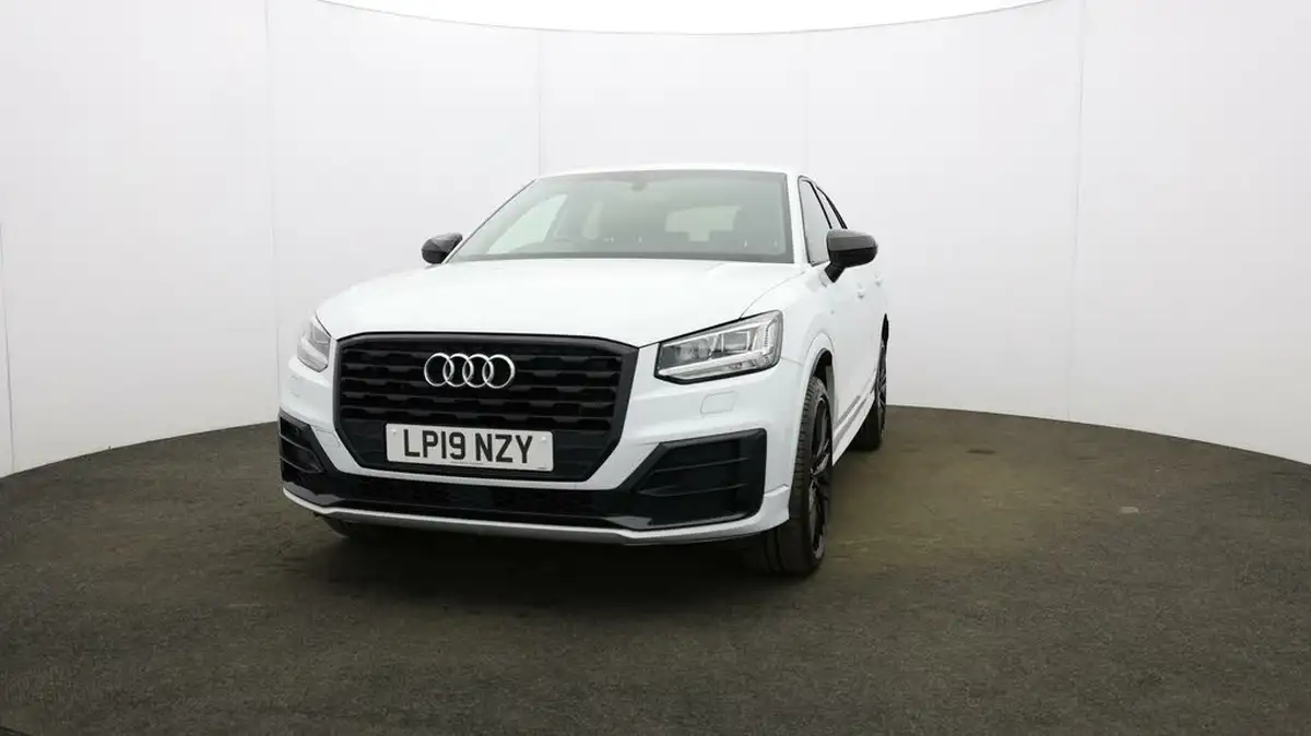 2019-audi-q2-15-35-tfsi-black-edition-cod-s-tronic-big-31