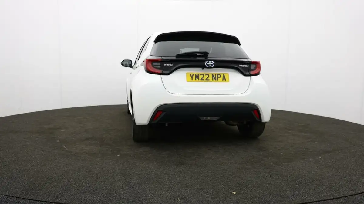 2022-toyota-yaris-15-vvt-i-design-big-73