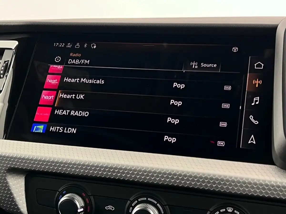 2021-audi-a1-10-30-tfsi-s-line-110ps-tronic-big-23