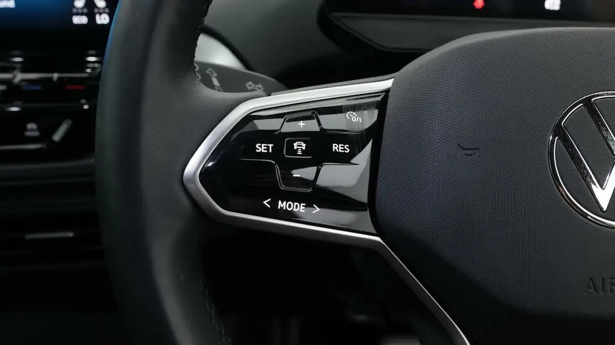 2023-volkswagen-id4-e-life-edition-265ps-77kwh-pro-4motion-big-24