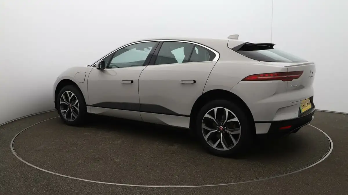 2022-jaguar-i-pace-ev400-hse-big-29