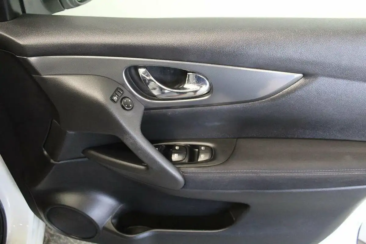 2017-nissan-qashqai-15dci-n-connecta-big-46