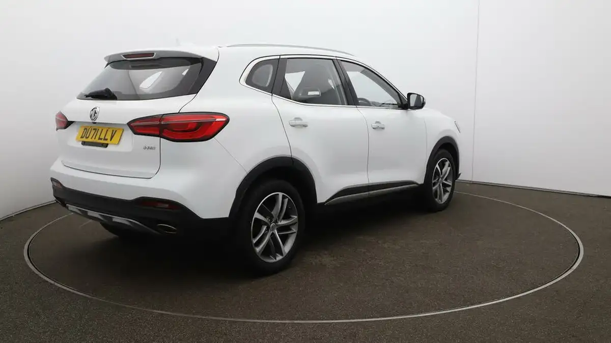 2022-mg-hs-15t-gdi-exclusive-162ps-dct-big-7