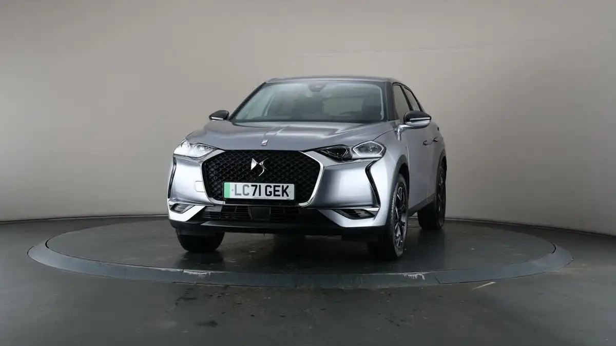 2021-ds-ds-3-crossback-e-tense-prestige-big-40