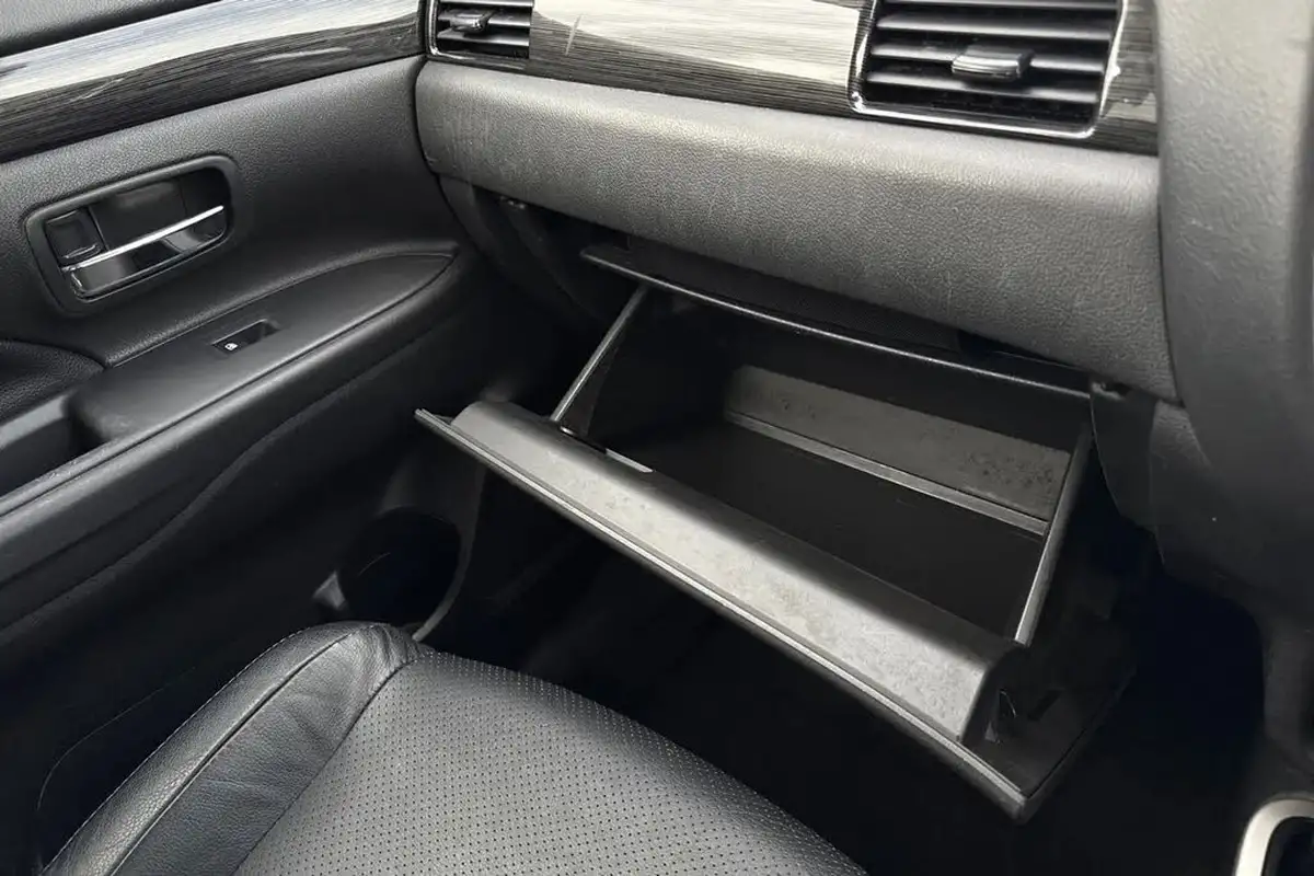 2017-mitsubishi-outlander-22di-d-4-auto-big-57