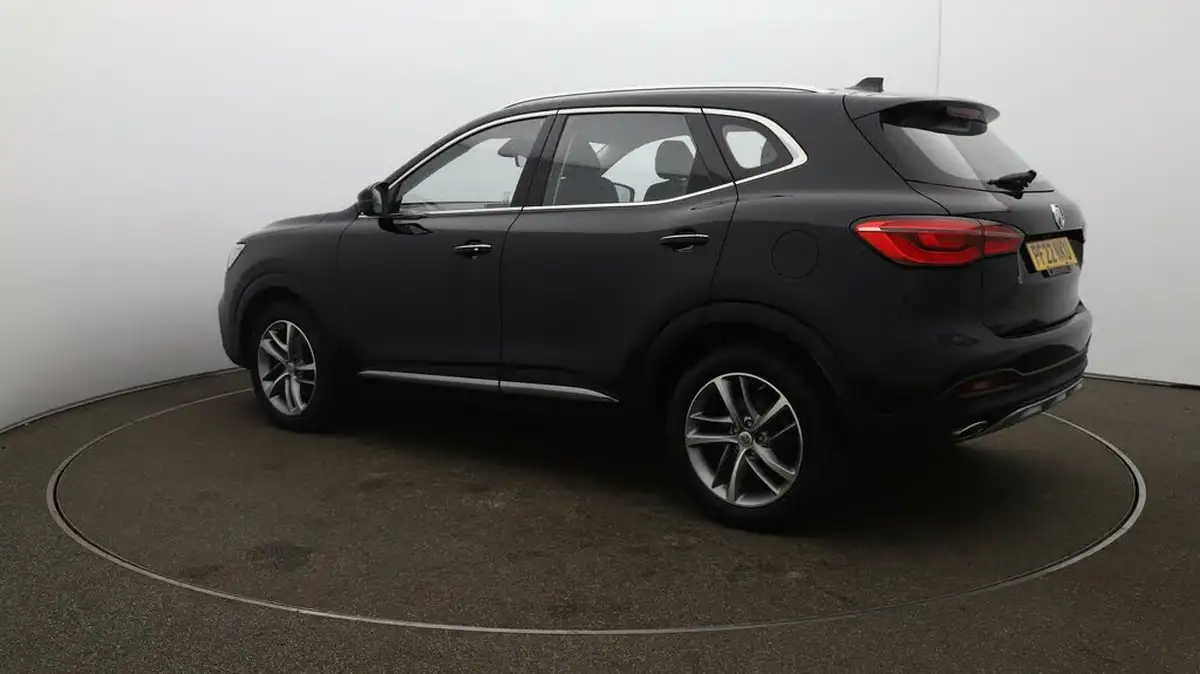 2022-mg-hs-15t-gdi-excite-162ps-big-27