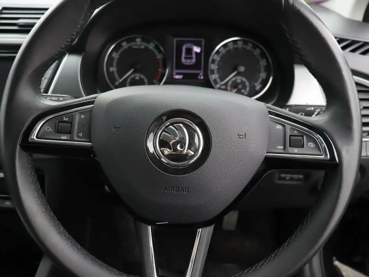 2019-skoda-fabia-10-tsi-se-l-109ps-hatchback-dsg-big-22