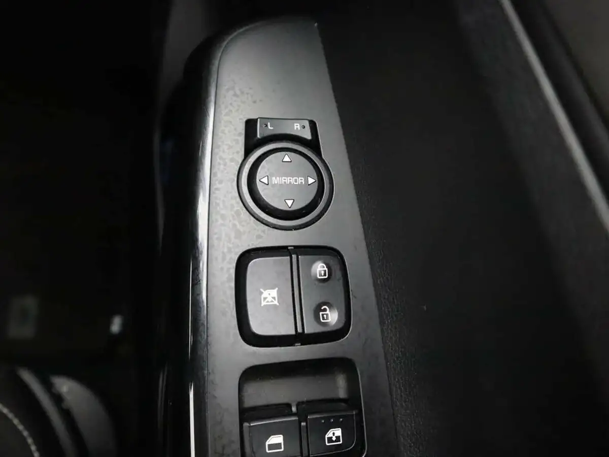 2021-kia-picanto-10-2-big-24
