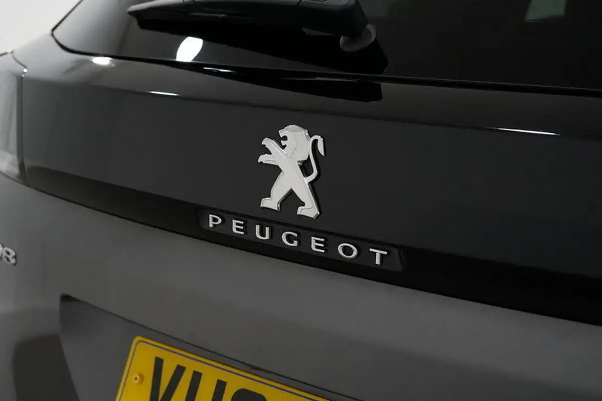 2022-peugeot-3008-suv-15-bluehdi-allure-premium-big-18