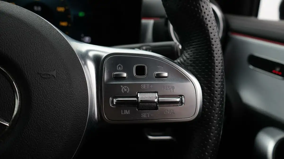 2022-mercedes-benz-a-class-13-a200-amg-line-executive-edition-hatchback-5d-7g-dct-big-26