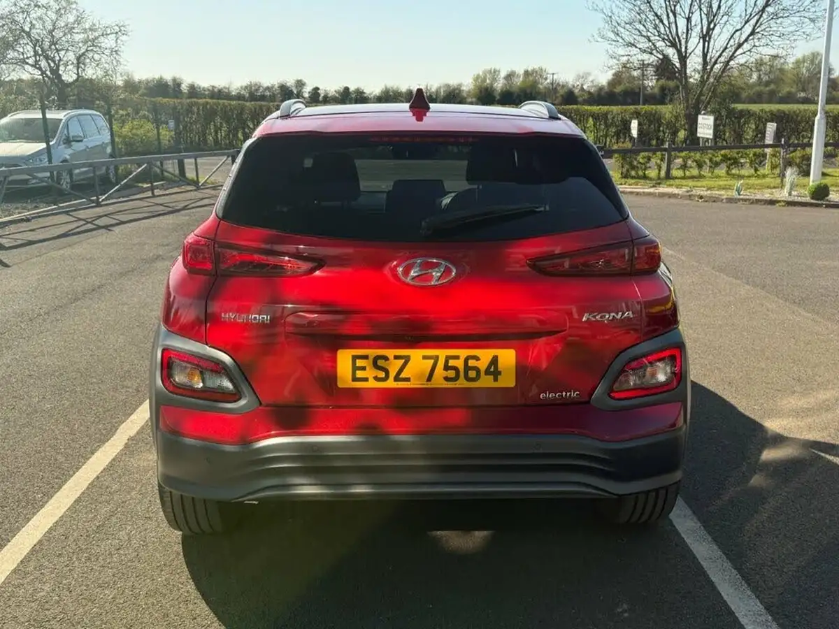 2021-hyundai-kona-e-premium-204ps-big-6