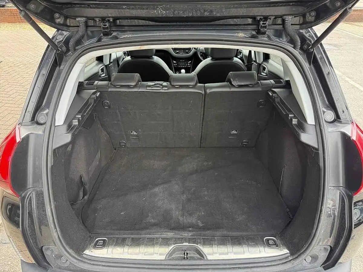 2018-peugeot-2008-suv-12-puretech-gt-line-130bhp-big-23