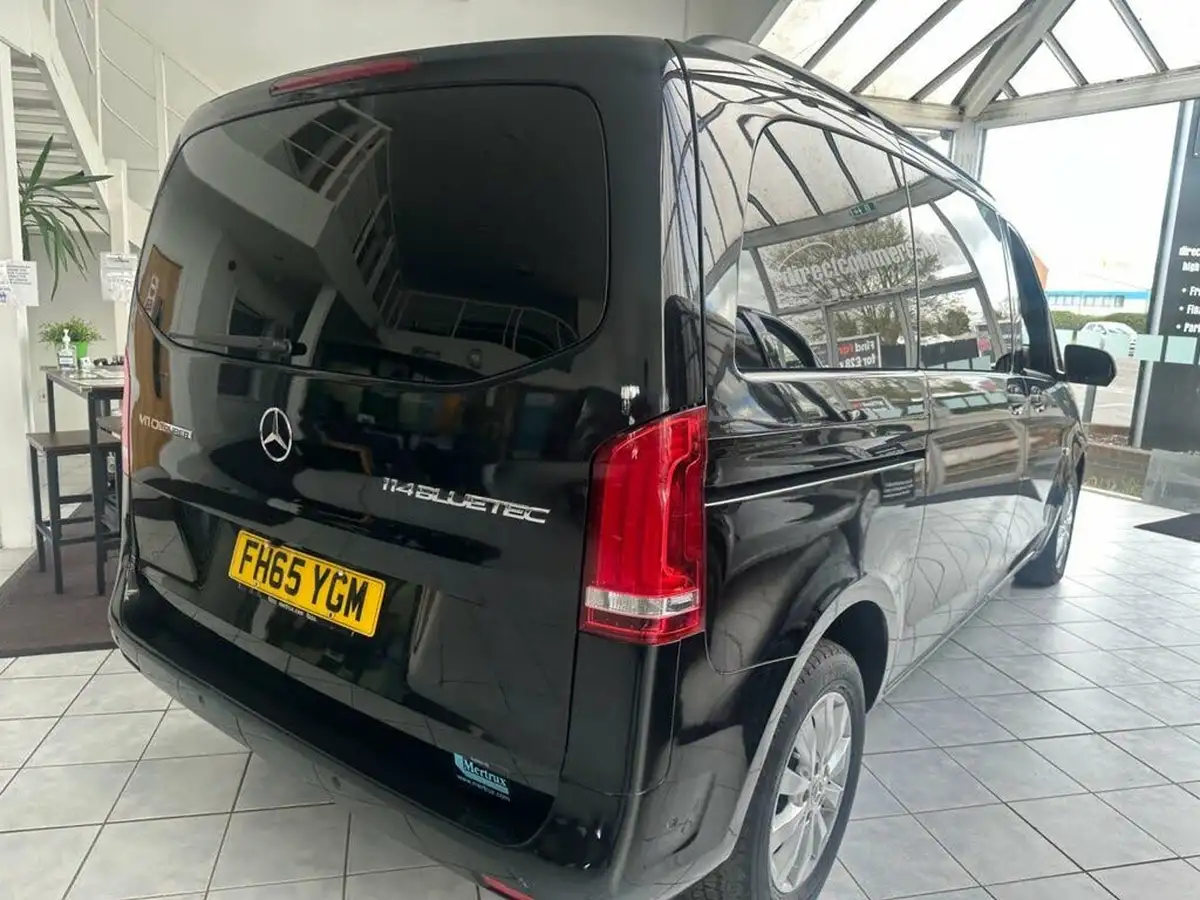 2015-mercedes-benz-vito-21cdi-tourer-select-114-bluetec-compact-big-52