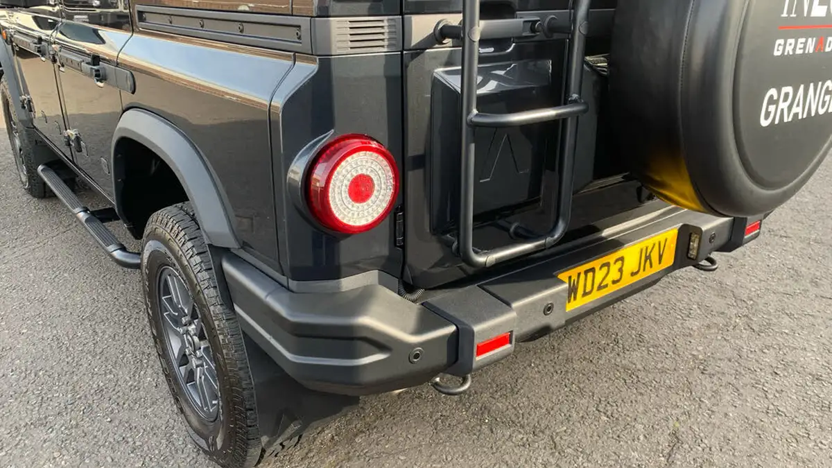 2023-ineos-grenadier-30-fieldmaster-edition-286ps-4x4-station-wagon-5d-auto-big-6