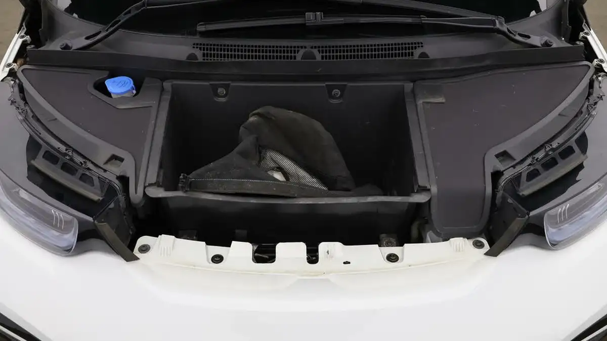 2021-bmw-i3-e-120-ah-big-18