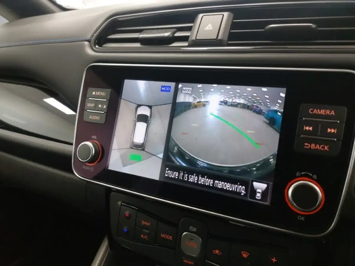 2023-nissan-leaf-e-e-n-connecta-59kwh-big-17