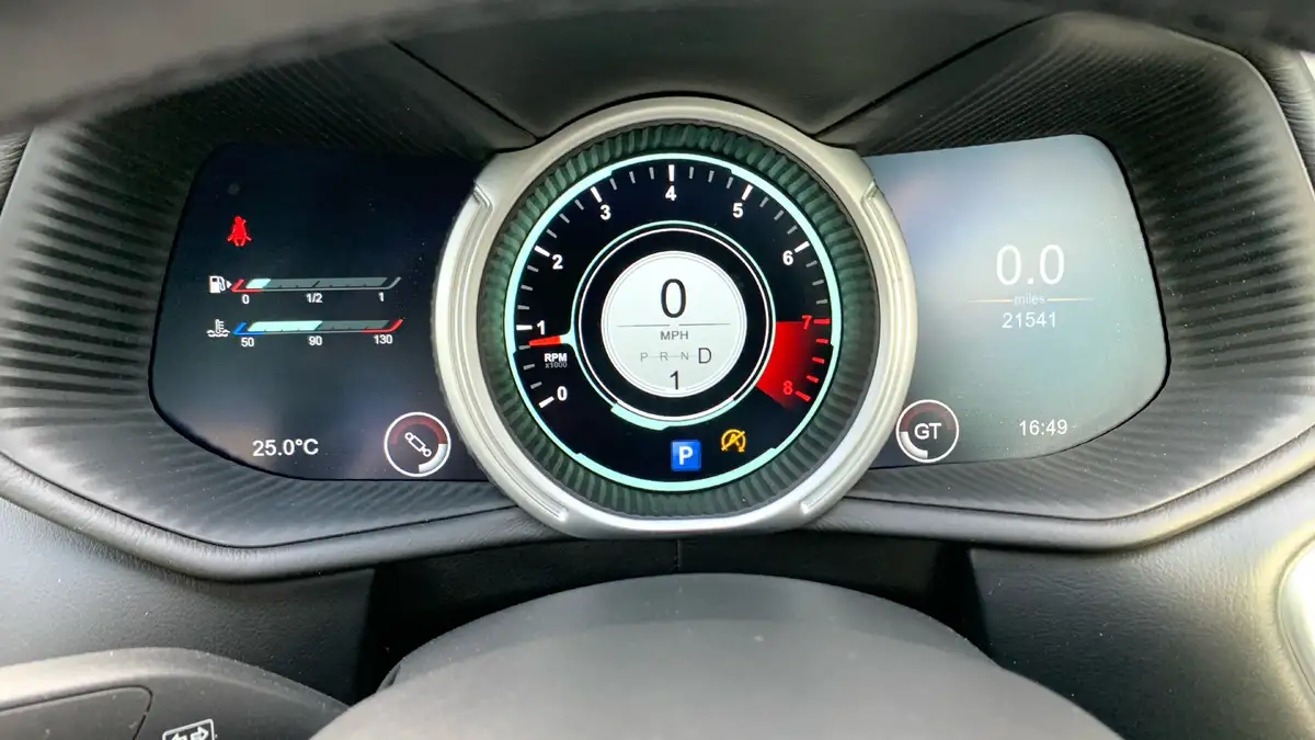 2019-aston-martin-db11-40-v8-big-5