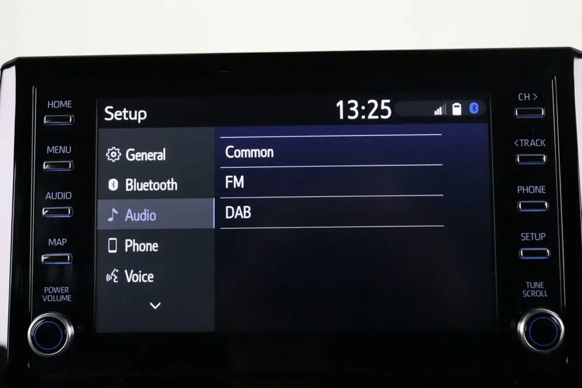 2021-toyota-corolla-18-vvt-i-icon-spare-wheel-touring-sports-5d-big-33