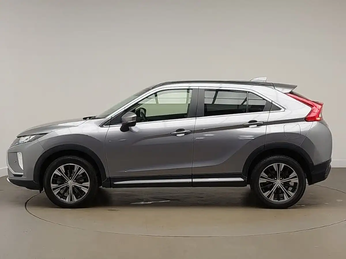 2018-mitsubishi-eclipse-cross-15-3-big-3