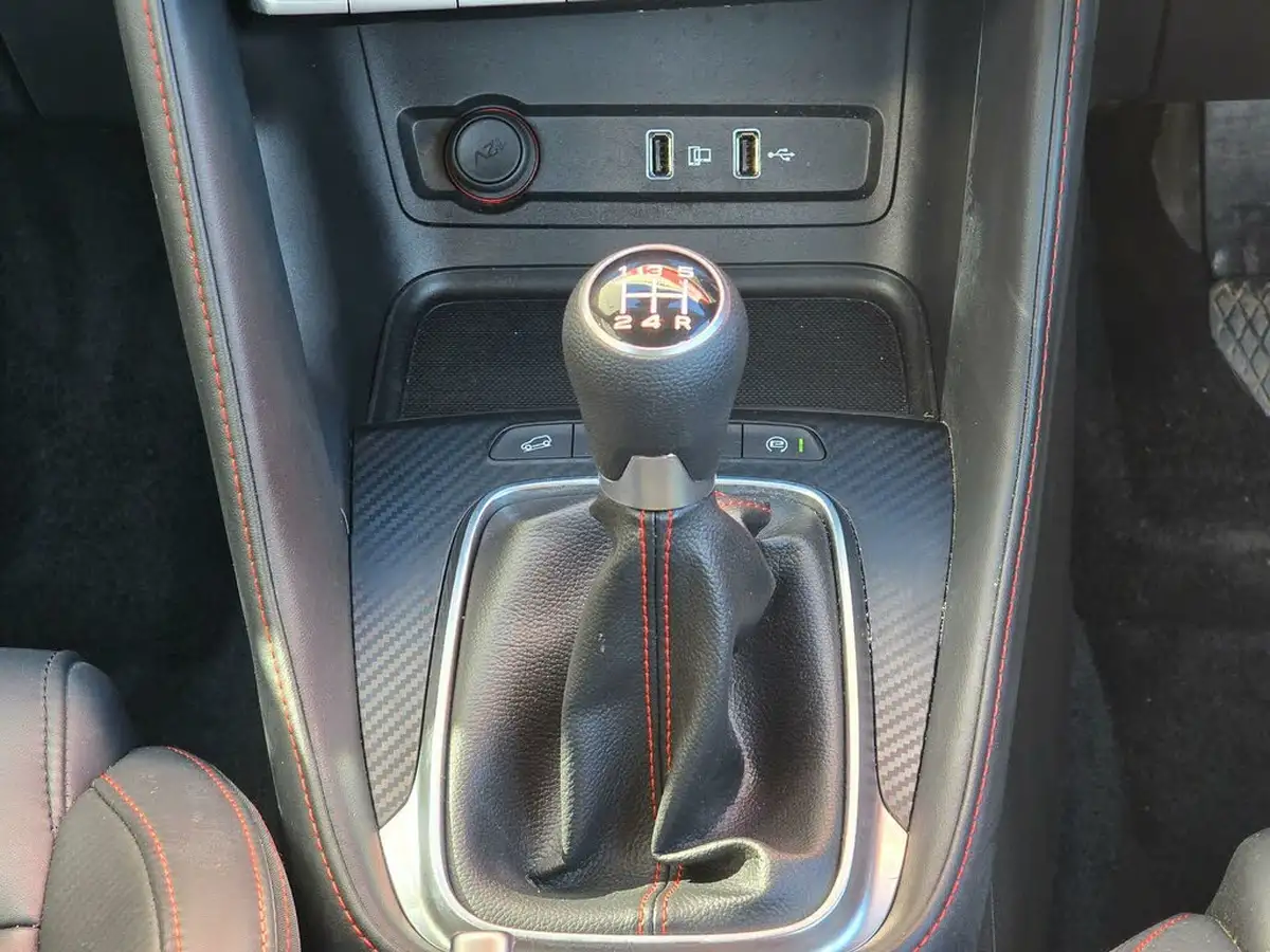 2022-mg-zs-suv-15-vti-tech-exclusive-big-9